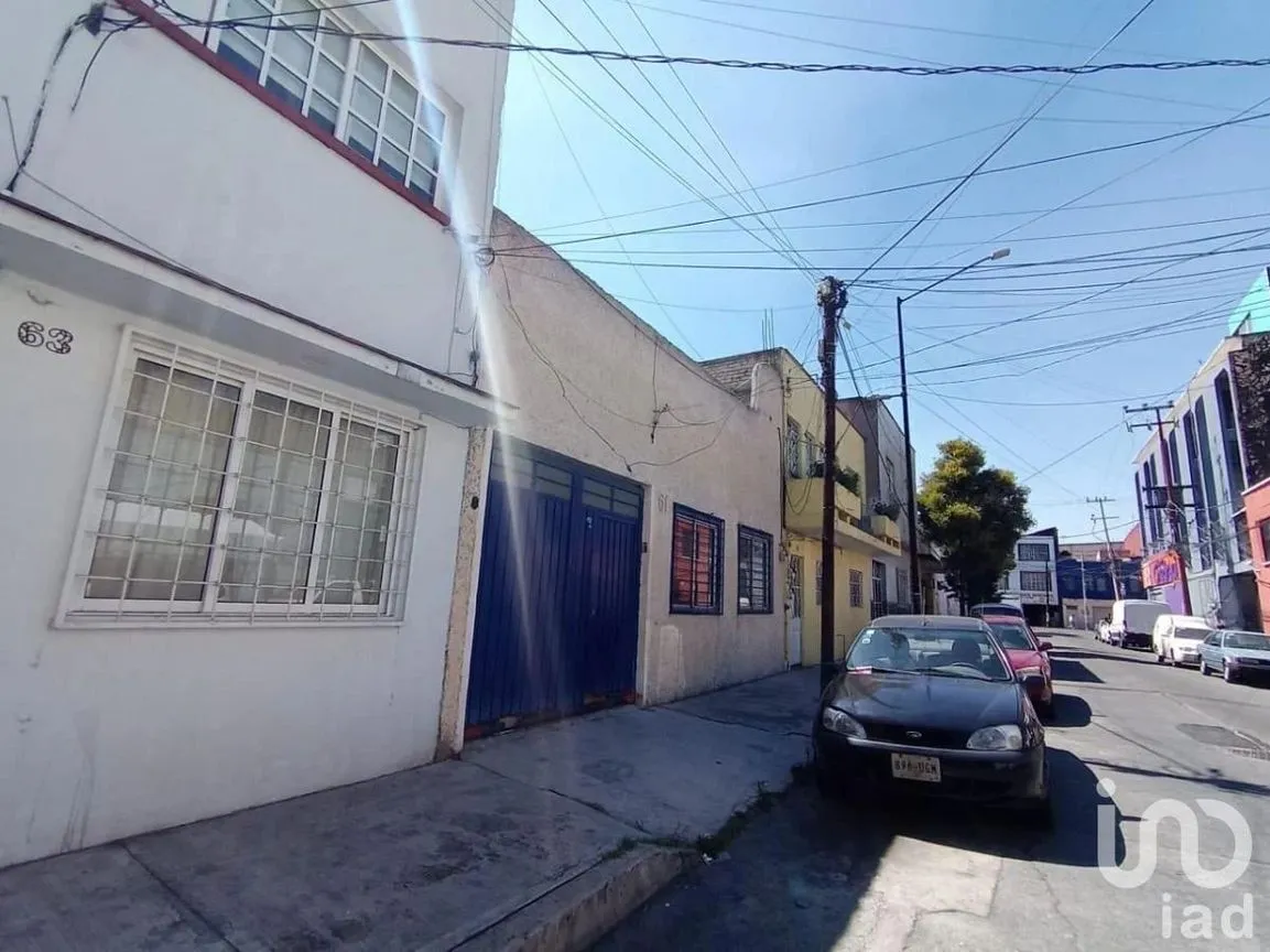 Casa en Renta en Obrera, Cuauhtémoc, Ciudad de México | NEX-228421 | iad México | Foto 2 de 9
