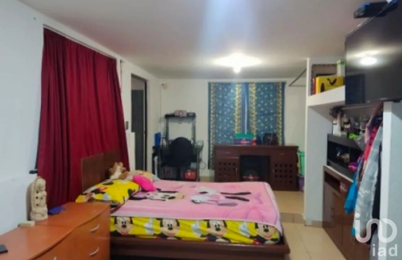 Casa en Venta en Nueva Ixtacala, Tlalnepantla de Baz, Estado De México | NEX-230982 | iad México | Foto 3 de 17
