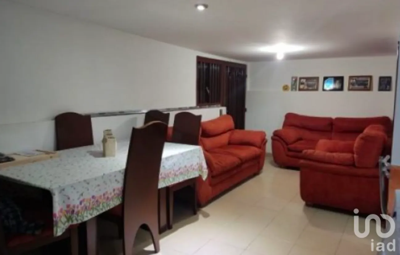 Casa en Venta en Nueva Ixtacala, Tlalnepantla de Baz, Estado De México | NEX-230982 | iad México | Foto 7 de 17