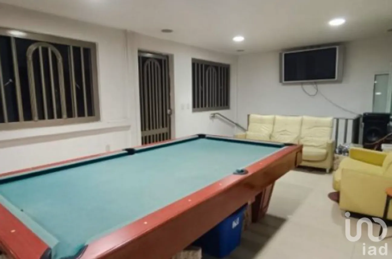 Casa en Venta en Nueva Ixtacala, Tlalnepantla de Baz, Estado De México | NEX-230982 | iad México | Foto 1 de 17