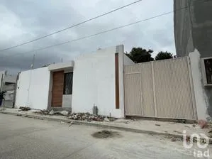 NEX-191623 - Casa en Venta, con 2 recamaras, con 2 baños, con 80 m2 de construcción en San José Terán, CP 29057, Chiapas.
