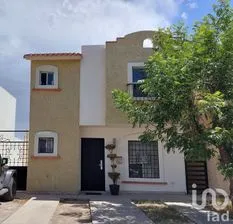 NEX-150232 - Casa en Renta, con 2 recamaras, con 1 baño, con 105 m2 de construcción en Jardines de Aragón, CP 32472, Chihuahua.