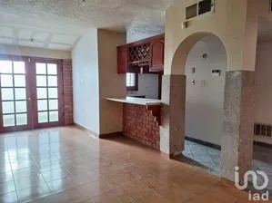 NEX-189175 - Casa en Renta, con 3 recamaras, con 2 baños, con 181 m2 de construcción en Quintas del Valle, CP 32540, Chihuahua.