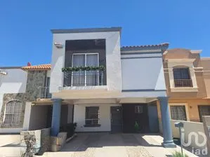 NEX-204129 - Casa en Renta, con 3 recamaras, con 2 baños, con 121 m2 de construcción en Jardines de Santa Clara, CP 32563, Chihuahua.
