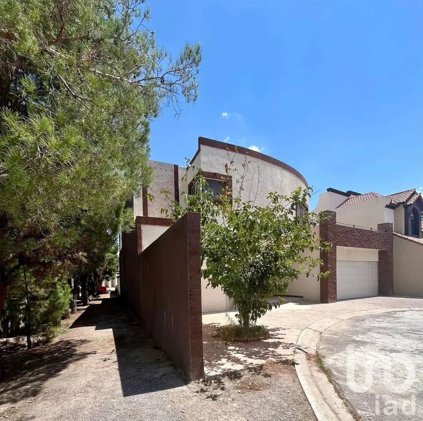 Casa en Venta en Paseo del Bosque, Juárez, Chihuahua | NEX-240067 | iad México | Foto 2 de 14