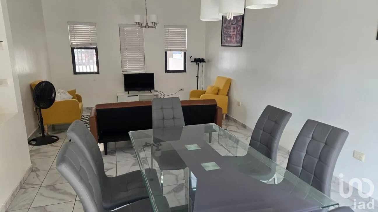 Casa en Renta en Canto de Verona, Juárez, Chihuahua | NEX-255084 | iad México | Foto 3 de 17