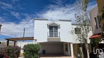 NEX-255104 - Casa en Venta, con 3 recamaras, con 2 baños, con 124 m2 de construcción en Las Estancias, CP 32540, Chihuahua.