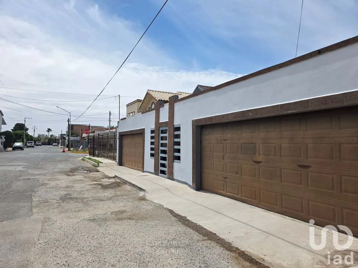 Casa en Venta en Campestre Arboleda, Juárez, Chihuahua | NEX-290970 | iad México | Foto 2 de 34