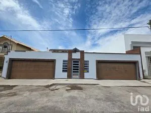 NEX-290970 - Casa en Venta, con 3 recamaras, con 1 baño, con 269 m2 de construcción.