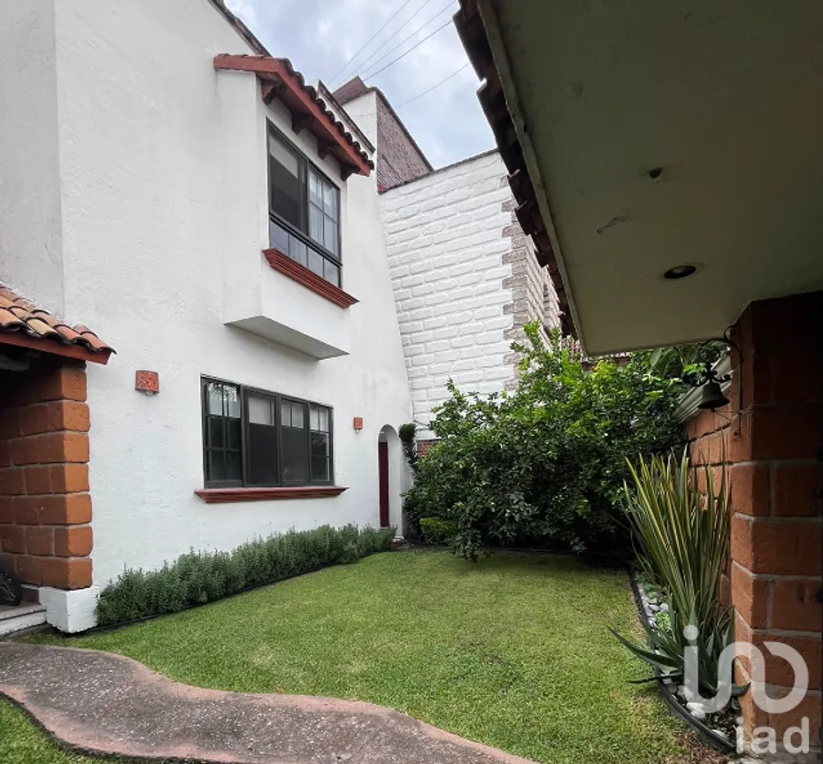 Casa en Renta en Vista Hermosa, Cuernavaca, Morelos | NEX-227152 | iad México | Foto 2 de 9