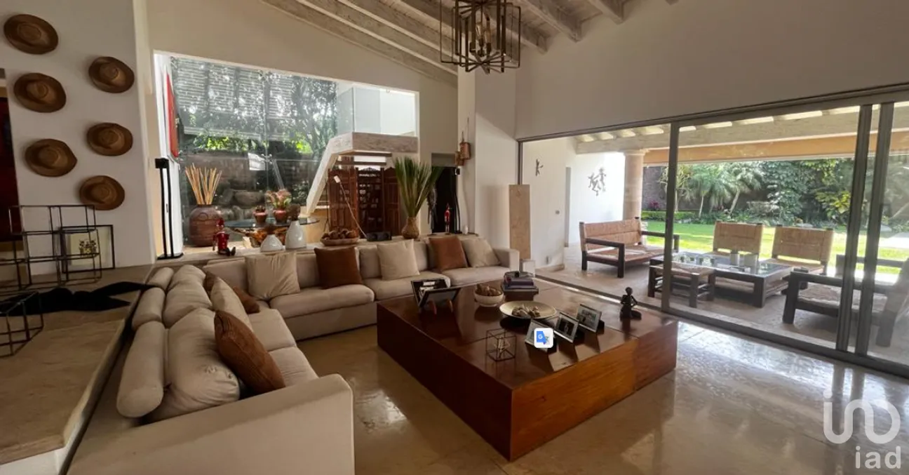 Casa en Venta en Vista Hermosa, Cuernavaca, Morelos | NEX-228432 | iad México | Foto 2 de 8