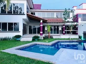 NEX-272594 - Casa en Venta, con 4 recamaras, con 3 baños, con 420 m2 de construcción en Tezoyuca, CP 62767, Morelos.