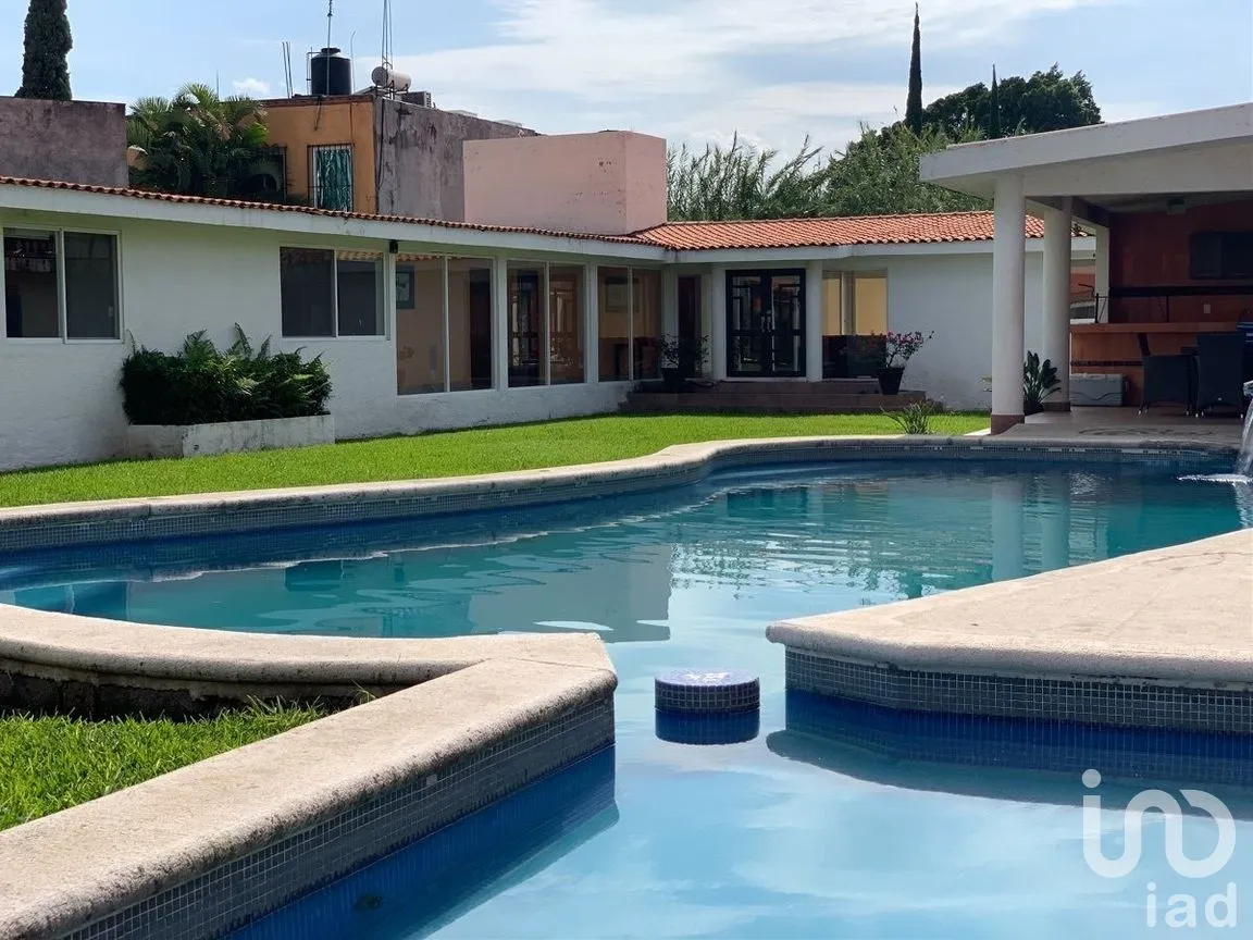 Casa en Venta en Pedregal de las Fuentes, Jiutepec, Morelos | NEX-274607 | iad México | Foto 1 de 41
