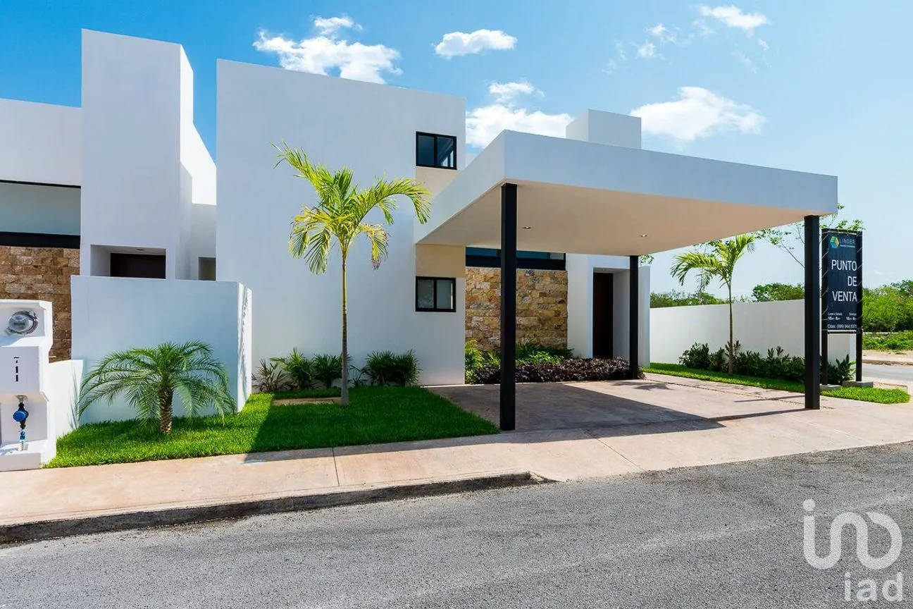 Casa en Venta en Real Montejo, Mérida, Yucatán | NEX-231027 | iad México | Foto 1 de 14