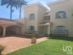 NEX-268648 - Casa en Venta, con 4 recamaras, con 7 baños, con 690 m2 de construcción en Benito Juárez Nte, CP 97119, Yucatán.
