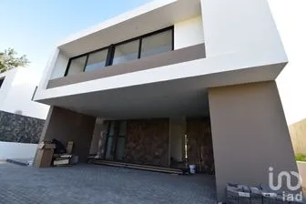NEX-268676 - Casa en Venta, con 3 recamaras, con 4 baños, con 416.25 m2 de construcción en Yucatán Country Club, CP 97308, Yucatán.