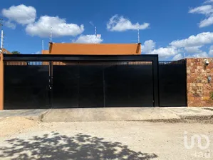 NEX-268747 - Casa en Venta, con 3 recamaras, con 3 baños, con 264 m2 de construcción.