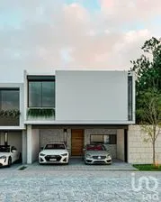 NEX-269932 - Casa en Venta, con 3 recamaras, con 3 baños, con 240 m2 de construcción en Tamanché, CP 97304, Yucatán.