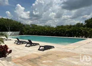 NEX-270106 - Terreno en Venta en Praderas del Mayab, CP 97347, Yucatán.