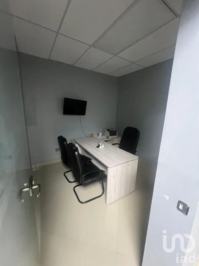 Oficina en Renta en La Rosa, Saltillo, Coahuila | NEX-267600 | iad México | Foto 2 de 9