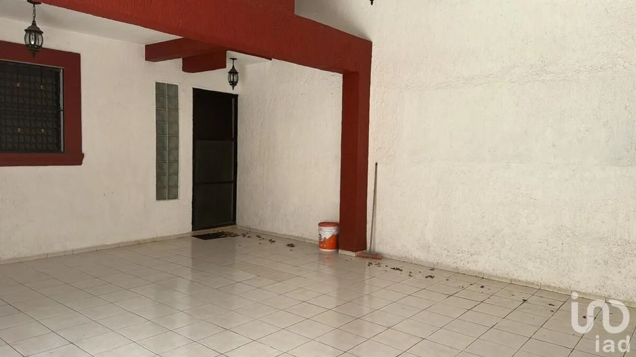 Casa en Renta en Vista Alegre Norte, Mérida, Yucatán | NEX-226908 | iad México | Foto 2 de 27