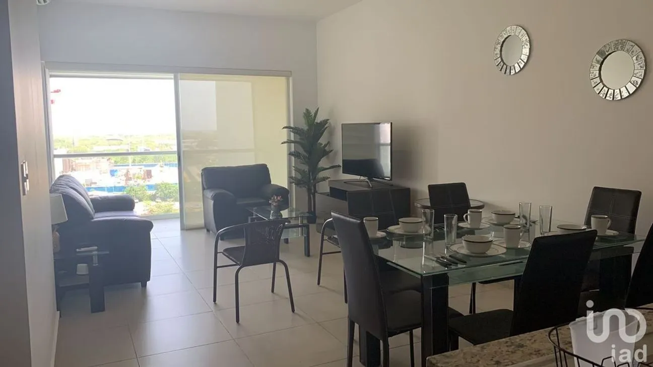 Departamento en Renta en Vía Montejo, Mérida, Yucatán | NEX-231641 | iad México | Foto 2 de 32