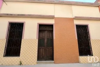 NEX-276544 - Casa en Venta, con 4 recamaras, con 2 baños en Mérida Centro, CP 97000, Yucatán.