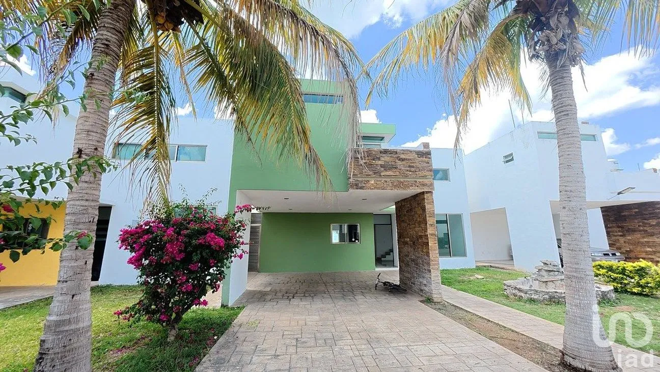 Casa en Renta en Conkal, Conkal, Yucatán | NEX-294698 | iad México | Foto 1 de 20