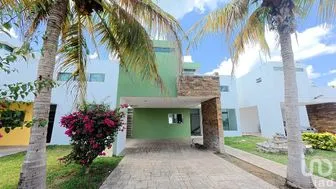 NEX-294698 - Casa en Renta, con 4 recamaras, con 4 baños, con 1 m2 de construcción en Conkal, CP 97345, Yucatán.