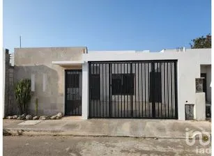 NEX-300633 - Casa en Venta, con 2 recamaras, con 1 baño, con 72.47 m2 de construcción.