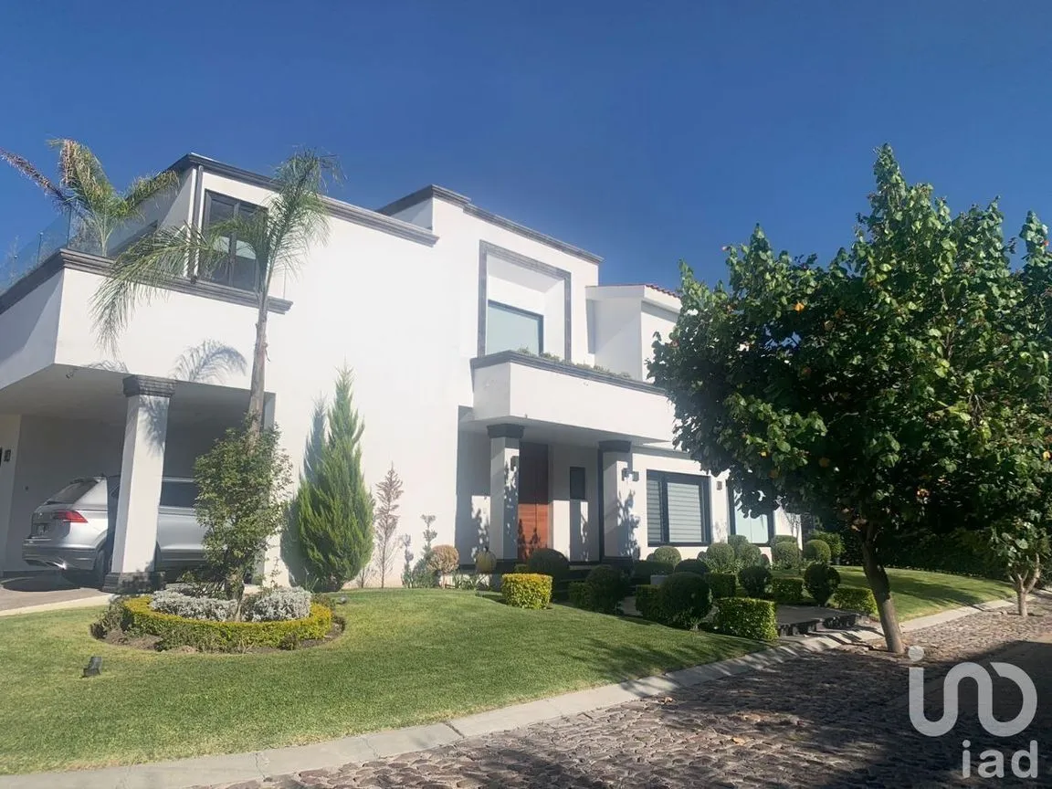 Casa en Venta en El Campanario, Querétaro, Querétaro | NEX-226671 | iad México | Foto 2 de 42
