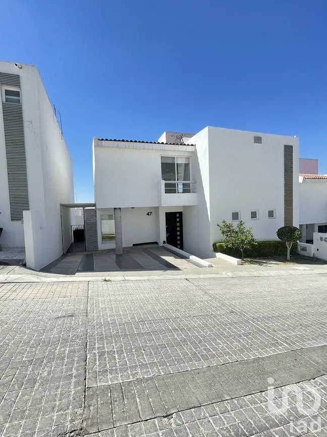 Casa en Venta en Balcones de Vista Real, Corregidora, Querétaro | NEX-227856 | iad México | Foto 1 de 16