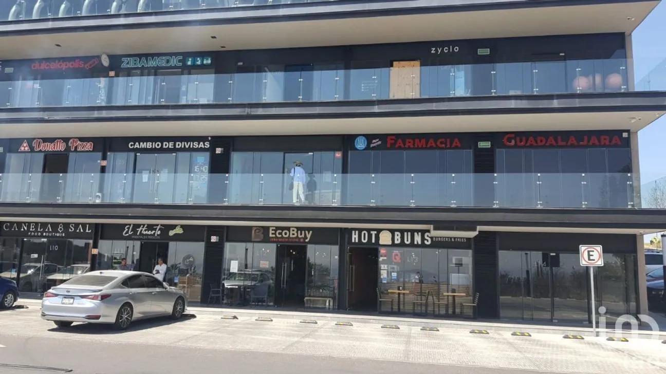 Local en Renta en Zibatá, El Marqués, Querétaro | NEX-228487 | iad México | Foto 2 de 19