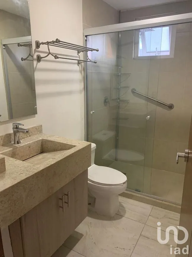 Departamento en Renta en Residencial el Refugio, Querétaro, Querétaro | NEX-230083 | iad México | Foto 12 de 14