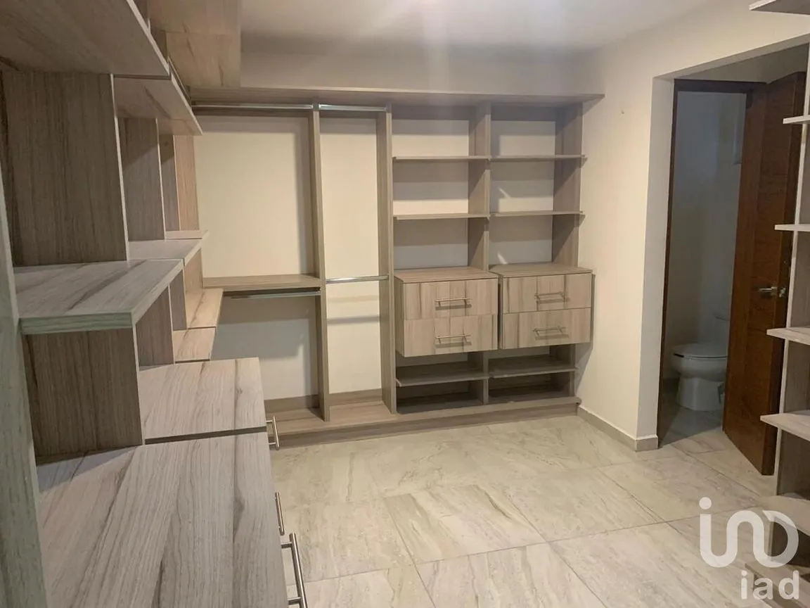 Departamento en Renta en Residencial el Refugio, Querétaro, Querétaro | NEX-230083 | iad México | Foto 9 de 14
