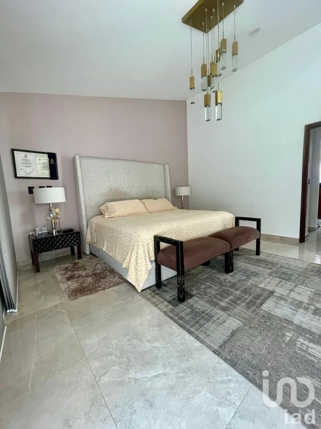 Casa en Venta en Club de Golf Chiluca, Atizapán de Zaragoza, Estado de México | NEX-271067 | iad México | Foto 9 de 33