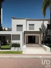 NEX-275176 - Casa en Venta, con 4 recamaras, con 4 baños, con 450 m2 de construcción en Huertas El Carmen, CP 76904, Querétaro.
