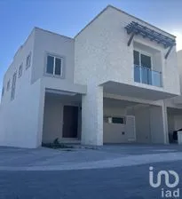 NEX-292995 - Casa en Venta, con 3 recamaras, con 3 baños, con 215 m2 de construcción en La Vista Residencial, CP 76146, Querétaro.