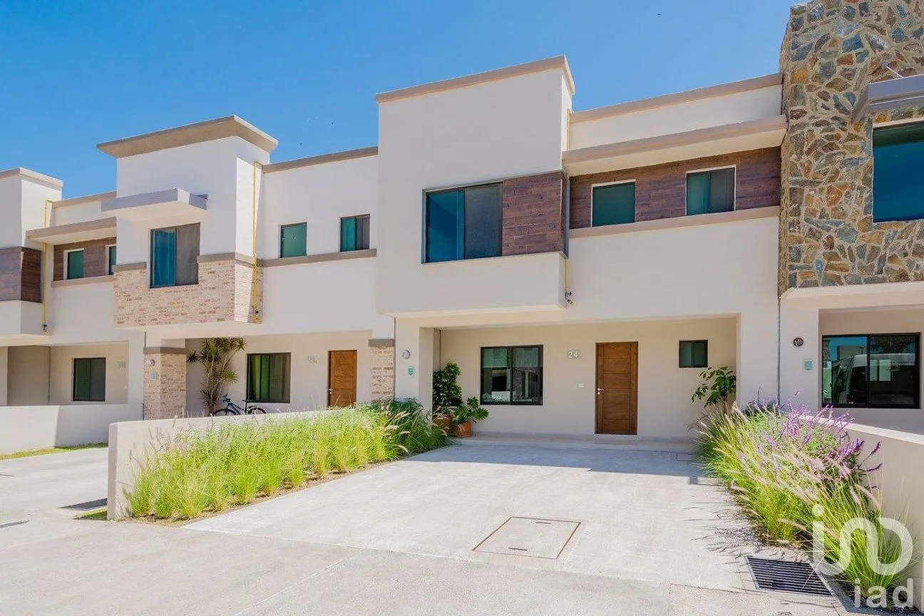 Casa en Venta en La Vista Residencial, Querétaro, Querétaro | NEX-293002 | iad México | Foto 1 de 11