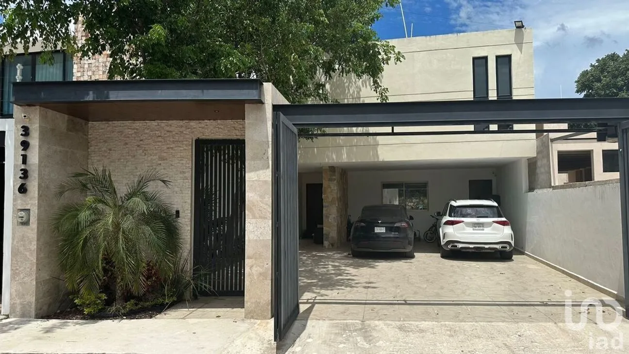 Casa en Venta en Temozon Norte, Mérida, Yucatán | NEX-226647 | iad México | Foto 2 de 14