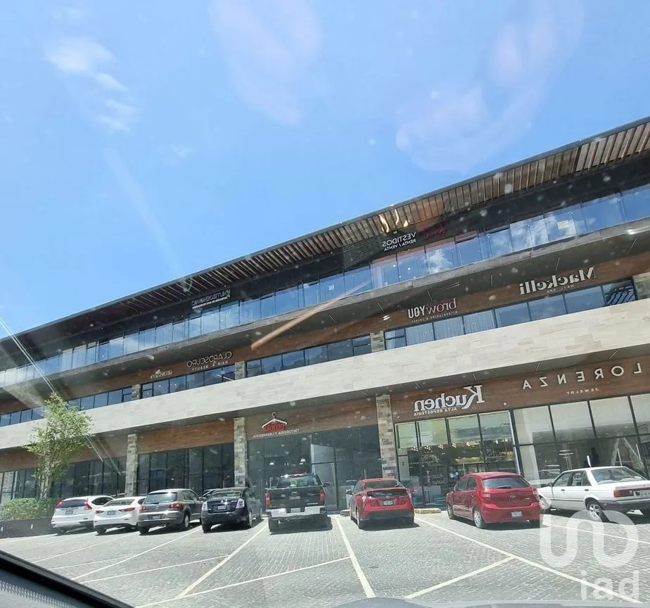 Local en Renta en Espacio Cumbres, Monterrey, Nuevo León | NEX-229576 | iad México | Foto 1 de 12