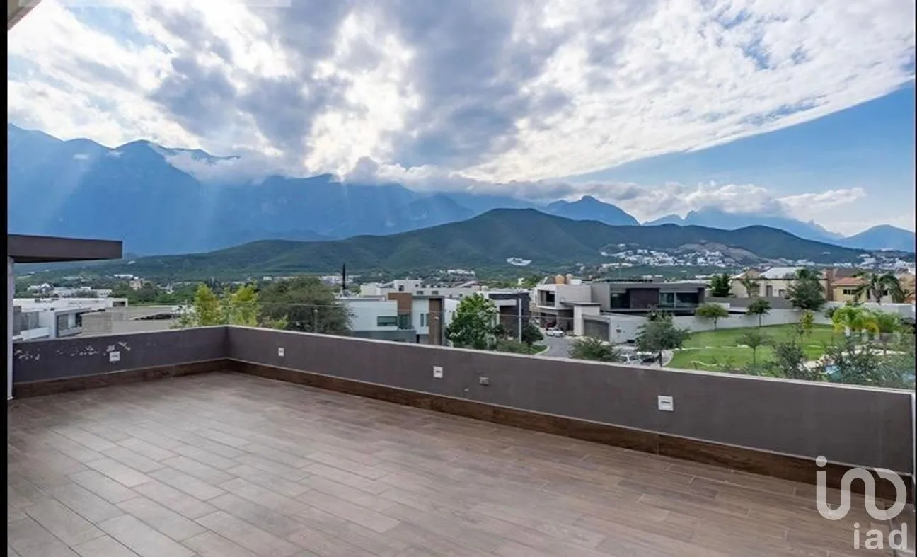 Casa en Venta en La Joya Privada Residencial, Monterrey, Nuevo León | NEX-271911 | iad México | Foto 25 de 27