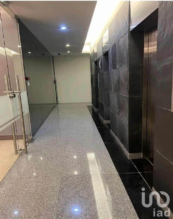 Oficina en Renta en Del Valle Oriente, San Pedro Garza García, Nuevo León | NEX-271955 | iad México | Foto 2 de 4
