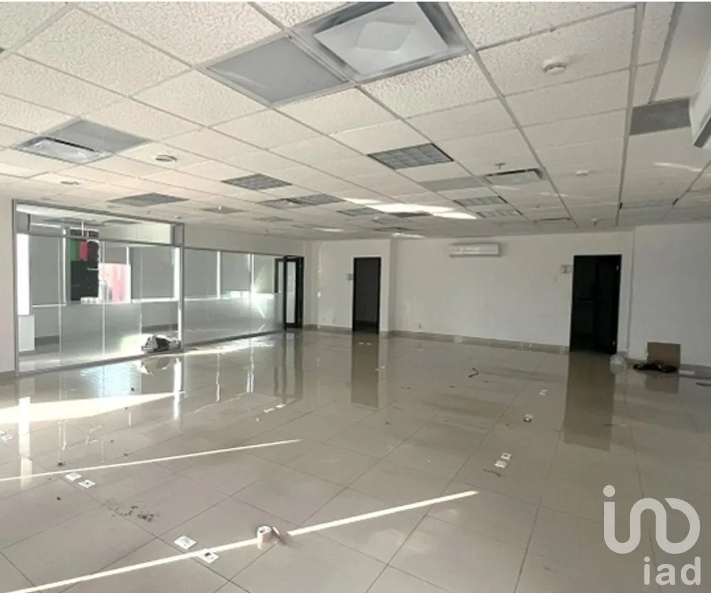 Oficina en Renta en Real de San Agustin, San Pedro Garza García, Nuevo León | NEX-271959 | iad México | Foto 2 de 4
