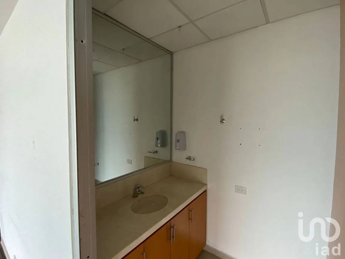 Oficina en Renta en Zona Valle Oriente, San Pedro Garza García, Nuevo León | NEX-272195 | iad México | Foto 7 de 8