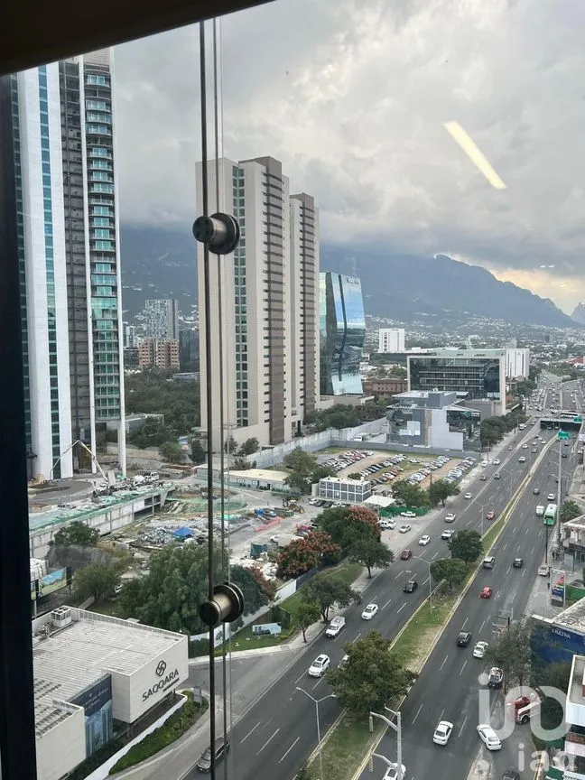 Oficina en Renta en Santa Engracia, San Pedro Garza García, Nuevo León | NEX-272200 | iad México | Foto 3 de 16