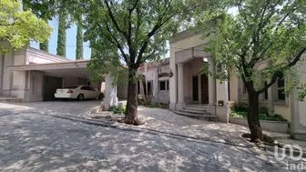 NEX-285247 - Casa en Venta, con 3 recamaras, con 5 baños, con 700 m2 de construcción en Los Colorines, CP 66270, Nuevo León.