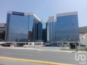 NEX-294477 - Oficina en Renta, con 6 baños, con 250 m2 de construcción en Zona Loma Larga Oriente, CP 66266, Nuevo León.