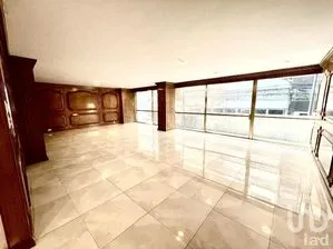 NEX-224905 - Departamento en Venta, con 3 recamaras, con 2 baños, con 266 m2 de construcción.