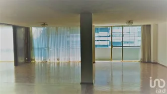 NEX-281331 - Departamento en Venta, con 5 recamaras, con 2 baños, con 270 m2 de construcción.